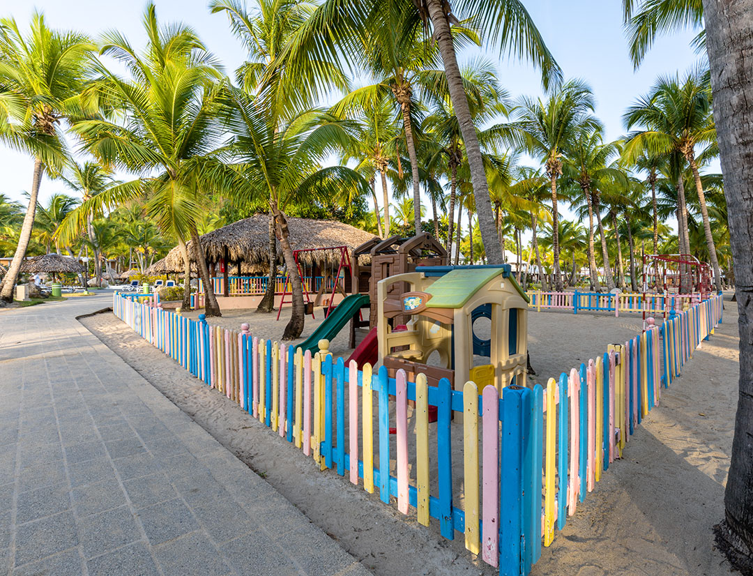 435_alta_playabachata Infantil.jpg